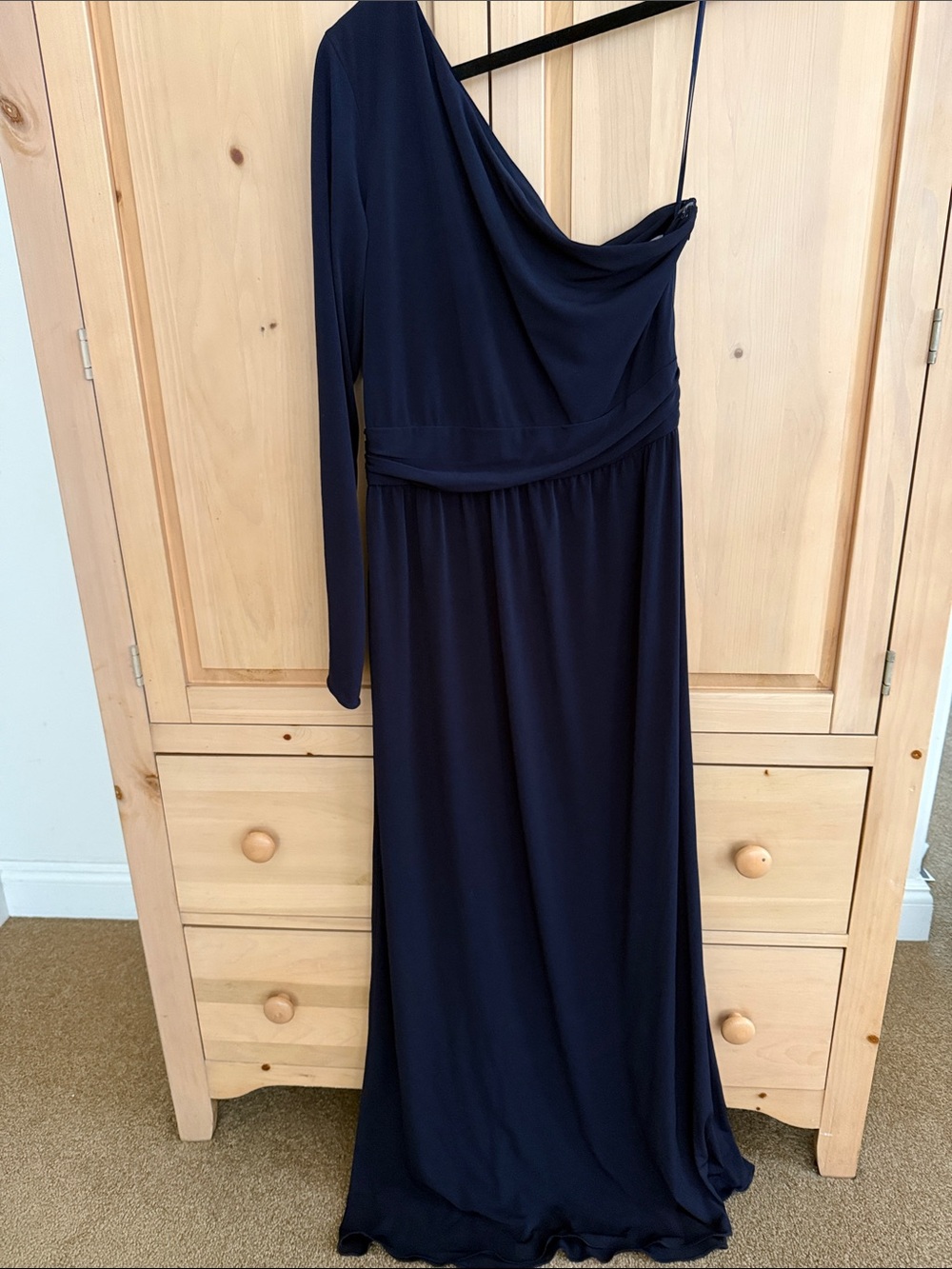 Amsale sz12. Navy One-Shoulder Evening Gown